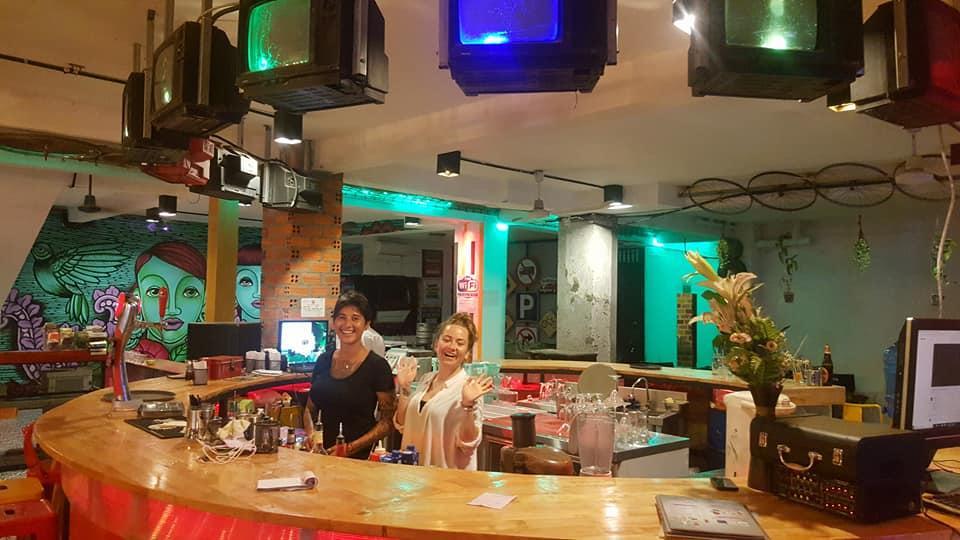 Route 66 Music Restaurant & Hostel เสียมราฐ ภายนอก รูปภาพ